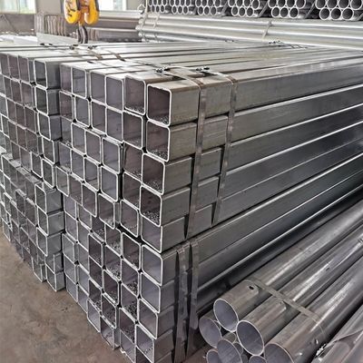 Seguridad vial Acero galvanizado caliente de alta velocidad barandilla cuadrada post estándar AASHTO M-180