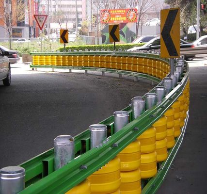 Q235 Q345 Material EVA Seguridad vial Barrera rodante antirrumpida para la protección del tráfico