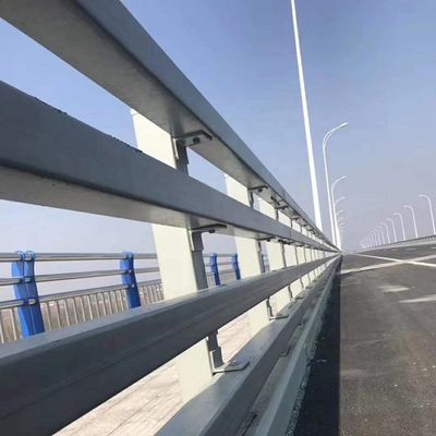 Protección del puente de seguridad galvanizado barrera de protección de tren con revestimiento en polvo y seguridad