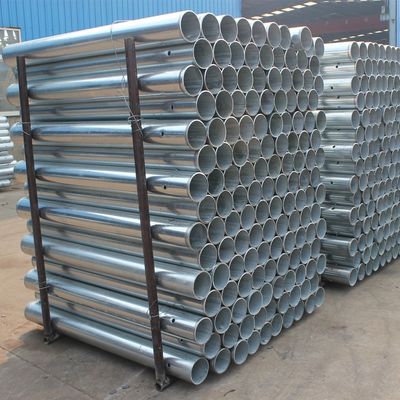 Post redondo revestido con polvo galvanizado de alta durabilidad para barreras de choque de barandillas de carretera