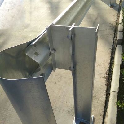 Punto de protección de la carretera galvanizado en caliente para el sistema de protección de la carretera