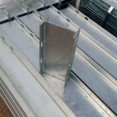 Rejillo de protección de la carretera galvanizado y recubierto de polvo para el sistema de protección de seguridad exterior