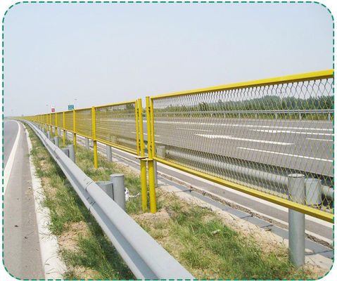 Seguridad vial cercas de alambre de púas galvanizadas para carreteras