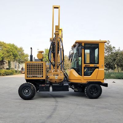 Máquina de conducción de pilas de construcción