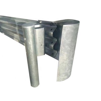 Tren de protección de barrera de seguridad galvanizado caliente con extremo de nariz de toro personalizado y de alta velocidad