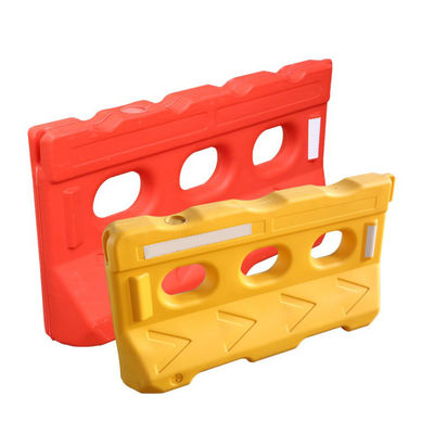 Barreras de seguridad vial de plástico de color rojo para regulación del tráfico