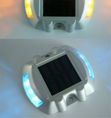 Aluminio PC Solar Road Stud con reflector LED rojo y capacidad de carga solar