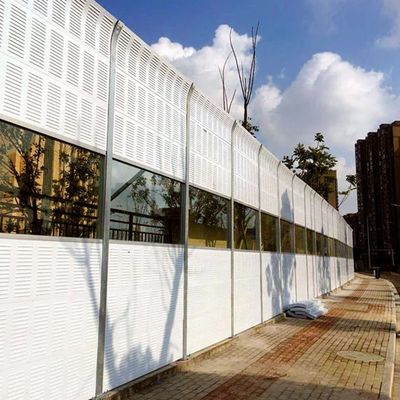 Barrera contra el ruido de la carretera con pantalla de aislamiento acústico de panel de aluminio y barrera aislante