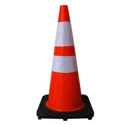 Alto nivel de visibilidad Cone de tráfico vial de PVC de color naranja Para las precauciones de seguridad vial