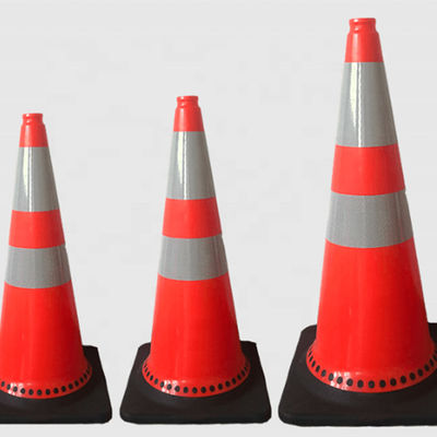 Alto nivel de visibilidad Cone de tráfico vial de PVC de color naranja Para las precauciones de seguridad vial