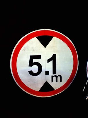 Signo de carretera de aluminio de alta visibilidad con tablero personalizado