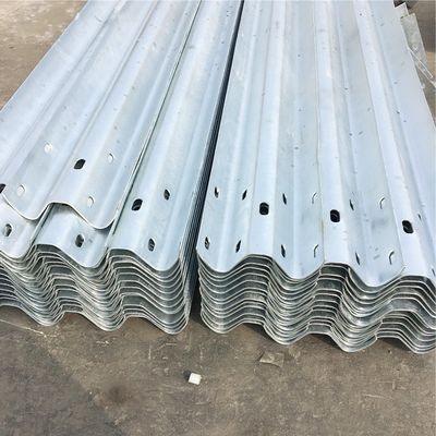 USA AASHTO-M180 Barrera de protección contra choques con tecnología de laminado en frío galvanizado en caliente