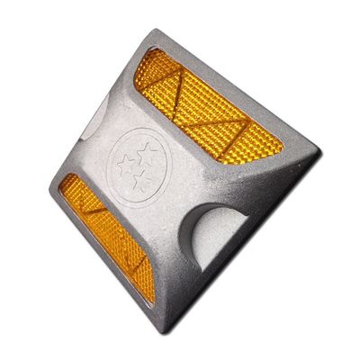 Marcador LED de aluminio de alta visibilidad y reflexión para la seguridad vial en el puente de la carretera