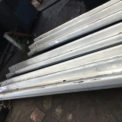 Anclado de tierra de acero inoxidable para la seguridad en la carretera