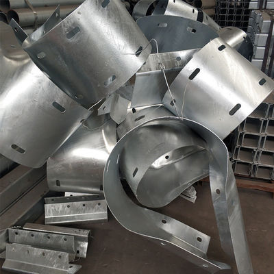 Barandillas de protección de carreteras de viga W recubiertas en polvo con revestimiento galvanizado y terminal final