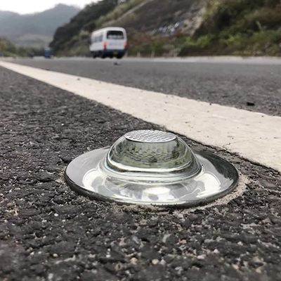 Cat Eye luz solar intermitente de vidrio rodante para la seguridad del tráfico en la carretera en G105