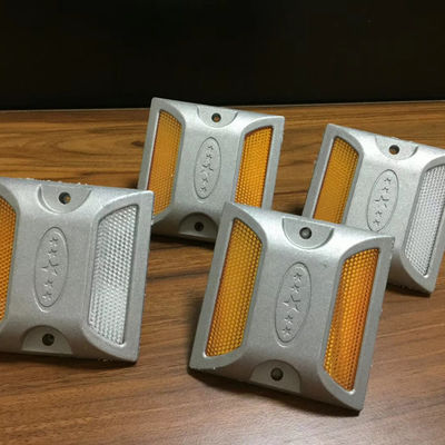 Marcador LED de color verde para la seguridad vial en venta