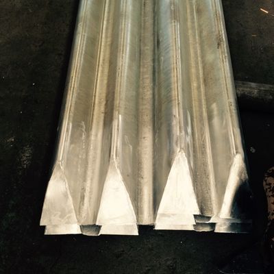 Barandillas rodantes para la seguridad vial de acero galvanizado en caliente W Beam Bridge Guardrail