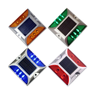 Aluminio luz intermitente solar ojos de gato Road Stud en rojo azul