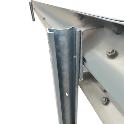 Galvanizado Q235 SJ235R Acero Autopista barandilla de protección Sigma Post con diseño personalizado