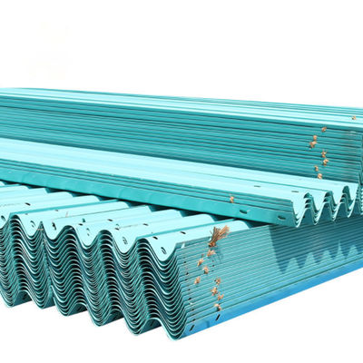 ISO9001 2008 Certificado Q235 Q345 Acero galvanizado W Barrera de choque para la seguridad vial