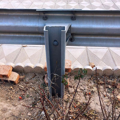 Galvanizado en caliente con vigas W, barandilla de protección de carreteras H, puesto para la construcción segura de carreteras