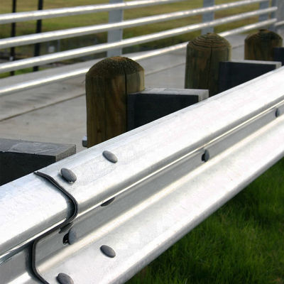 Rejillo de protección de carreteras de acero Q345/ASTM A36 galvanizado en frío para necesidades personalizadas