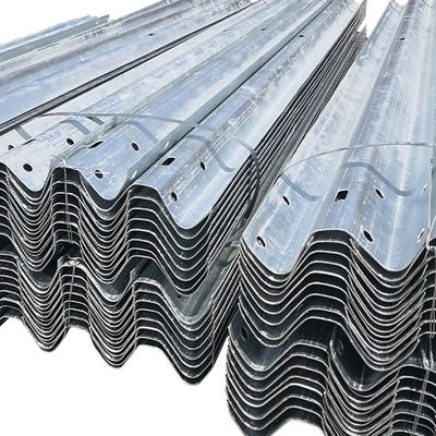 Tecnología de laminado en frío galvanizado en caliente Barreras de seguridad en carretera con acabado recubierto de polvo