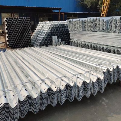 ISO 9001 Barrera de protección contra colisiones de vigas de acero galvanizado