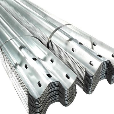 ISO 9001 Barrera de protección contra colisiones de vigas de acero galvanizado