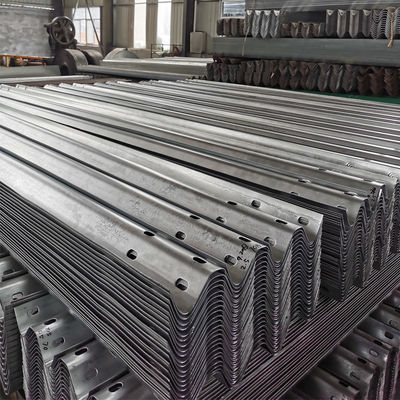 550-600 g/m2 Zinc revestido acero galvanizado de viga W barrera de protección de la carretera para AASHTO M-180
