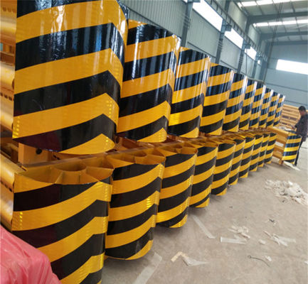 Barandillas de protección galvanizadas con recubrimiento de polvo para la seguridad vial y la protección de las carreteras