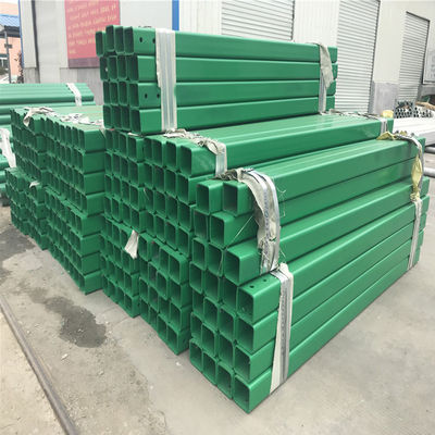 Fenda de metal galvanizado cuadrado de 4x4 fácilmente ensamblada para barandillas de carreteras