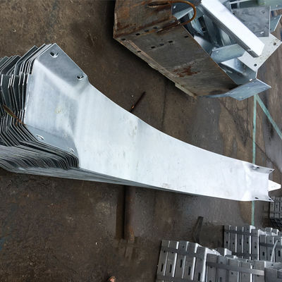 Extremo amortiguador de acero de barandillas galvanizadas de carreteras personalizado para soluciones de seguridad vial