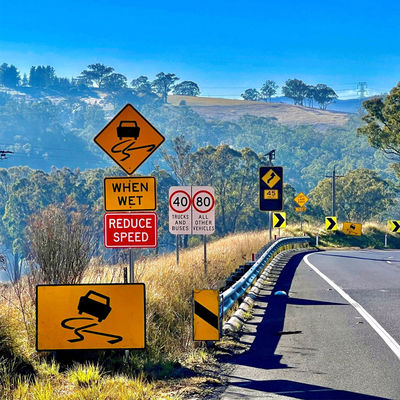 Cercas de barrera de control de multitudes de acero revestido de polvo galvanizado para protección de carreteras