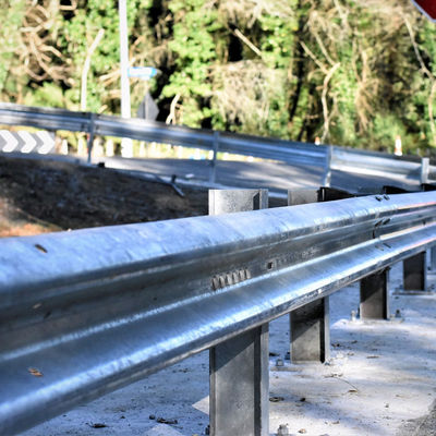 Barrera para el control de multitudes Cercas de brida de metal galvanizado para protección duradera