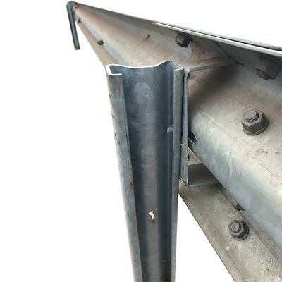 Protector de acero galvanizado anti-corrosión revestido con sumersión en caliente Sigma Post AASHTO M-180 Standard
