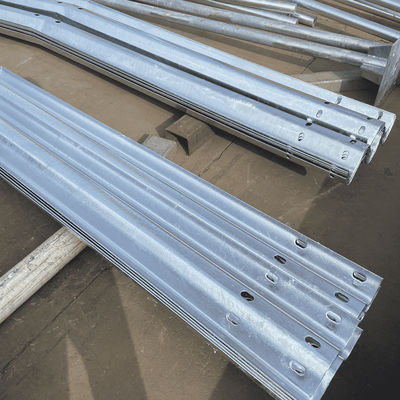 Barandillas de protección de carreteras galvanizadas onduladas de viga W para la protección del tráfico en carretera