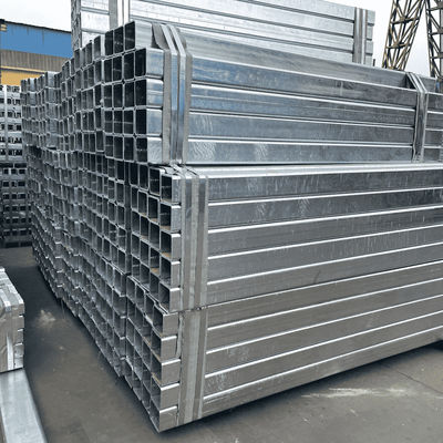 4x4 Cuadrado de metal galvanizado de cerca de post para la seguridad vial personalizado y duradero