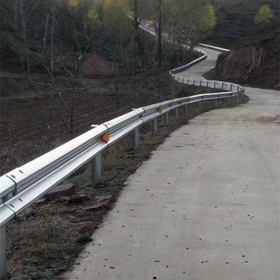 Carretera de protección curva curva de acero galvanizado Barrera de carretera para la seguridad del tráfico