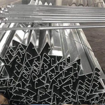 Punto Z galvanizado en caliente de acero inoxidable para seguridad vial y resistencia a la corrosión