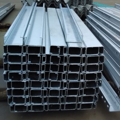 Carretera de protección de acero C post galvanizado y en polvo para la seguridad del tráfico