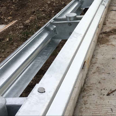 Certificado de seguridad CE/BV/ISO Q235B Q345B Barandillas de acero para la protección de carreteras