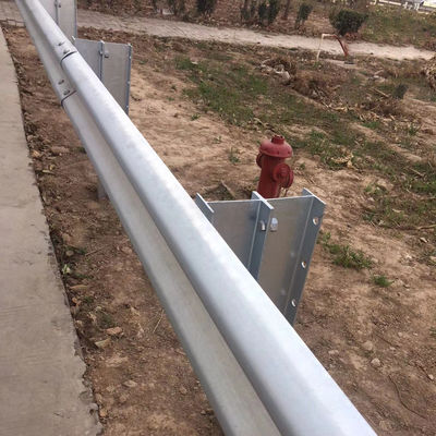 Q345 Acero de banda DIP galvanizado en frío 600G/M2 Acero de carretera W barrera de protección de vigas