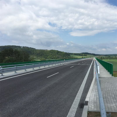 AASHTO M-180 Estándar de acero galvanizado para barandillas de carreteras con cerco redondo exportado a África