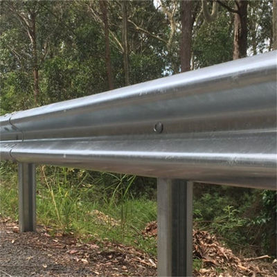 Tecnología de laminado en frío galvanizado en caliente S235jr S345jr Acero galvanizado baranda de protección de carreteras