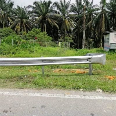 Q345 SJ345R Sistema de barandillas de tres vigas de acero galvanizado para la seguridad vial en carreteras