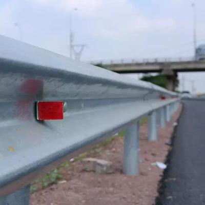 Rejillo de protección de acero galvanizado seguro para el tráfico vial con grado de material Q345 SJ345R