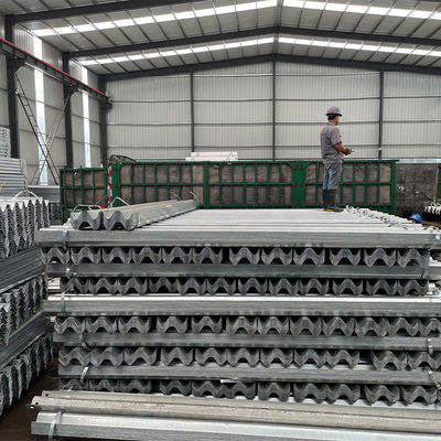 Barandillas de protección de carreteras de vigas de acero corrugado galvanizado por inmersión en caliente con certificado ISO9001 2000