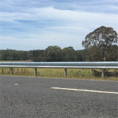 Rejillo de protección de la carretera de viga W galvanizado con tecnología de laminado en caliente y en frío